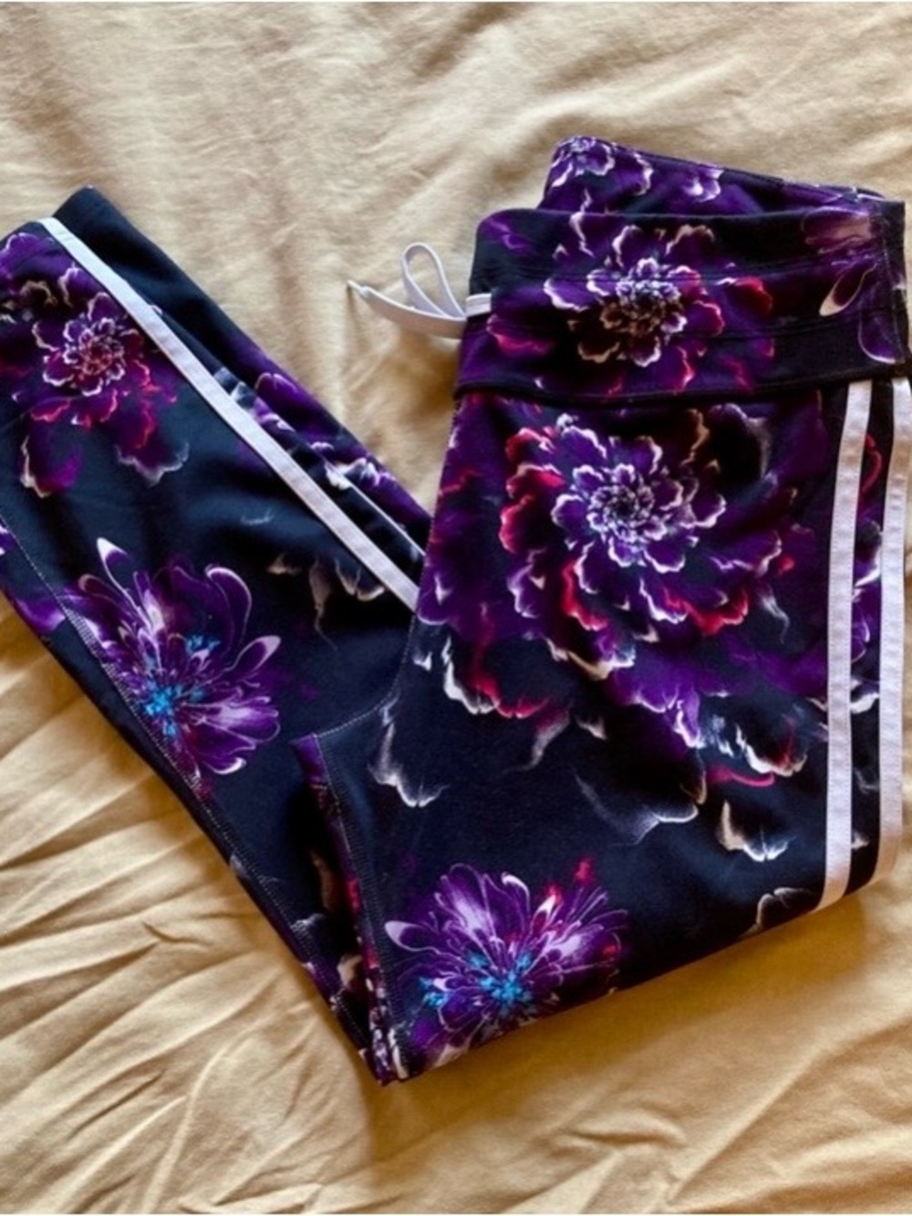 Avia Purple Floral Ankle Athletic Leggings
